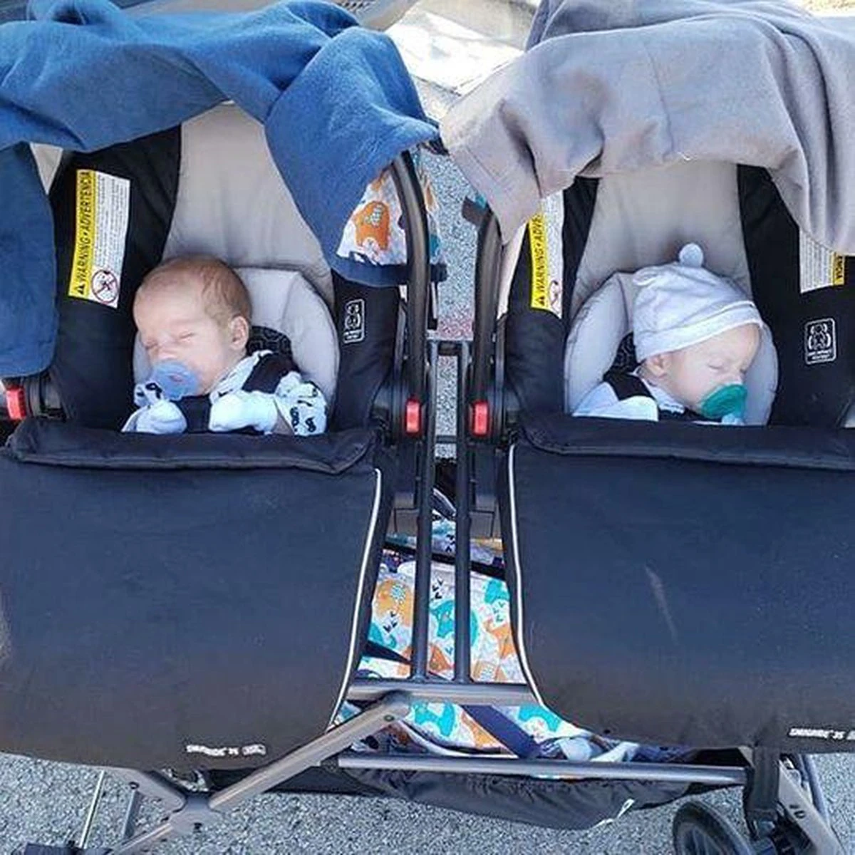 Joovy Twin Roo Kinderwagen + Maxi Cosi Adapter - Image 4