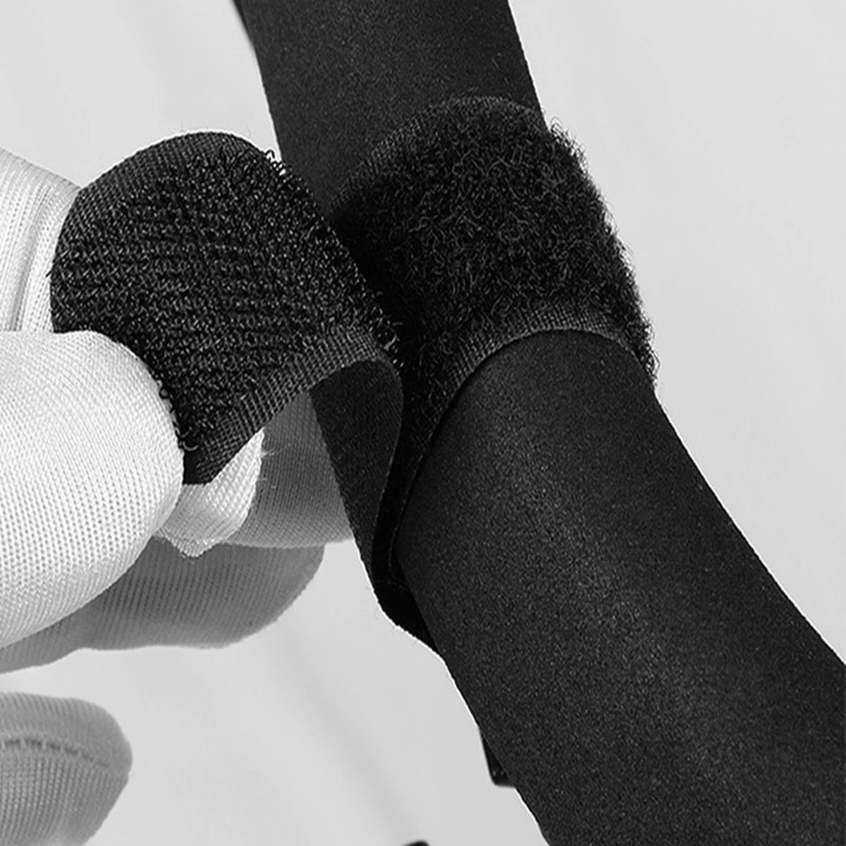 Kinderwagen Tassenhaak 2 Stuks - Boodschappenhaken - Tassenhanger - Babywagen Tassenhaak - Strollerhook - Buggy Haak - Bags Holder - Tassenclips - Rugzak Hanger - Verplaatsbare Hanger - Rolstoelhaak - Auto Hoofdsteun Haak - Image 5