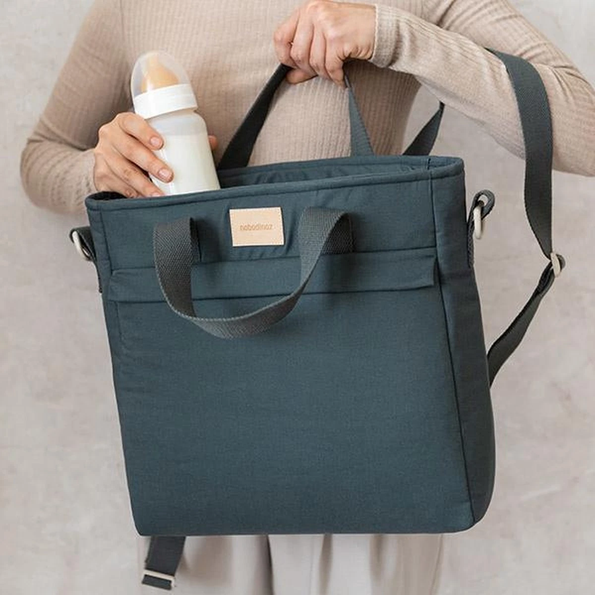 Nobodinoz Baby On The Go Luiertas Rugzak Carbon Blue - Image 10