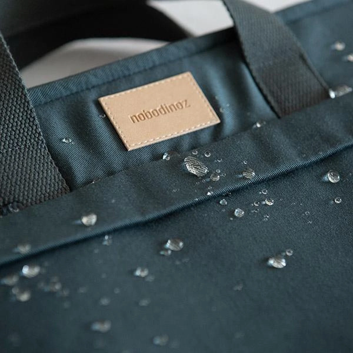 Nobodinoz Baby On The Go Luiertas Rugzak Carbon Blue - Image 11