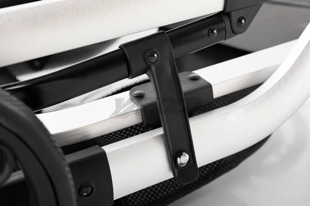 Merkloos BrightWise Luxe Kinderwagen 3 In 1 Voldoet Aan Alle Europese Veiligheidscertificaten - Wandelwagen - Kinderwagen 3-in-1 Incl Autostoel - Kinderwagen Maxi Cosi – Buggy 3 In 1 - Newborn - Leer - Grijs - Image 8