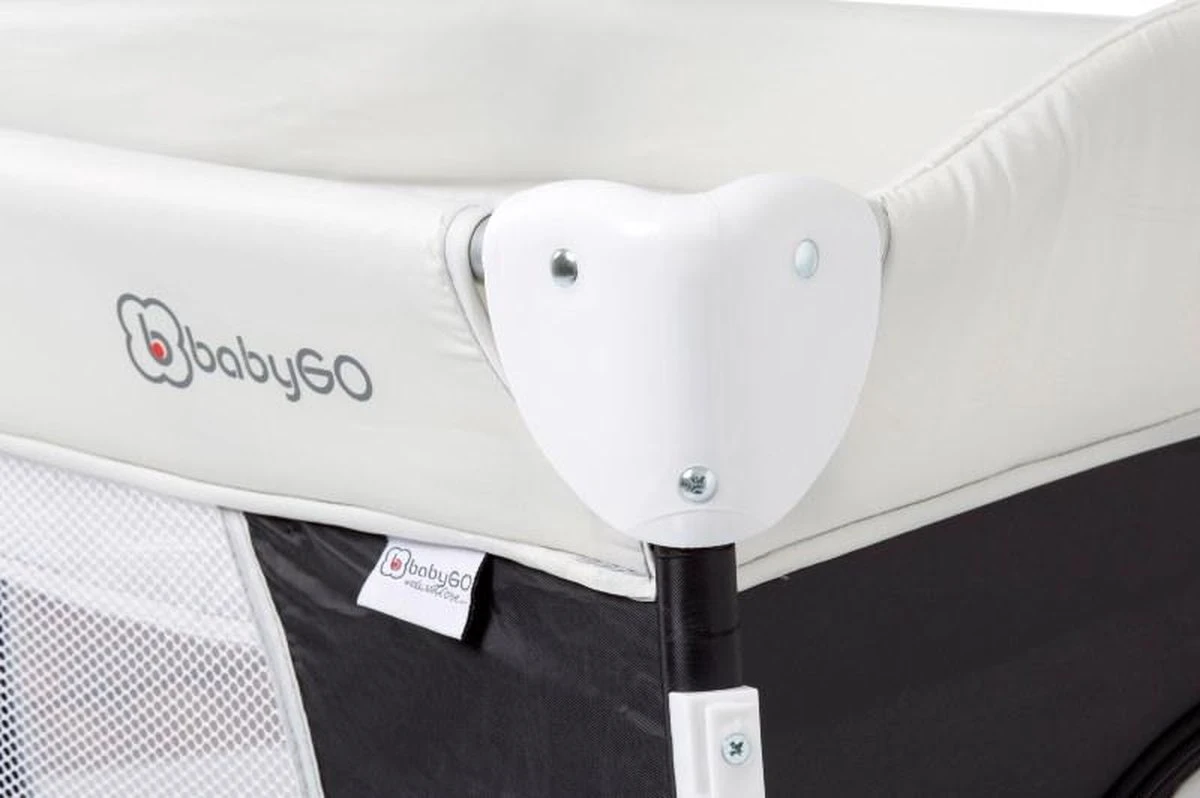 Campingbed BabyGO Sleeper DeLuxe Zwart (incl. Bodemverhoger) - Image 5