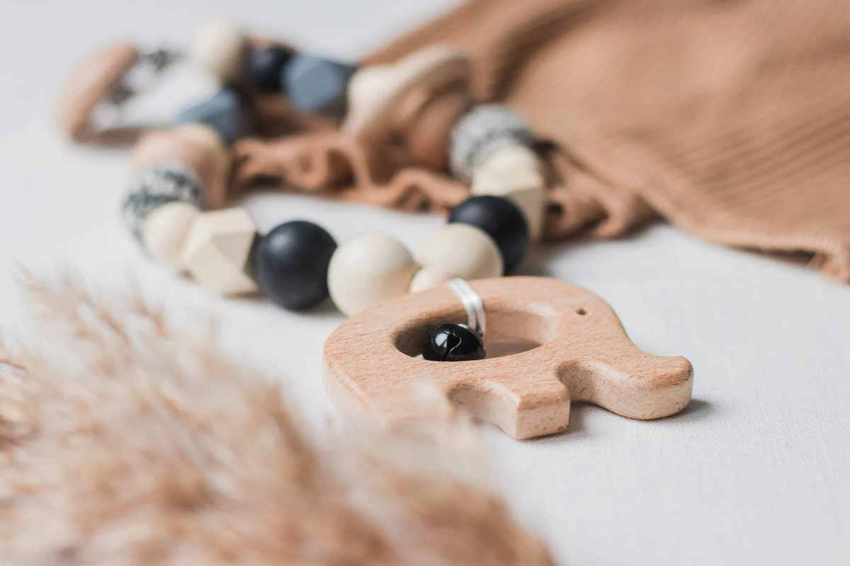 Wagenspanner Olifant - Musthave 2021 - Baby Wagenspanner Hout - Vrolijke Kinderwagenspanner - Eenvoudig Te Bevestigen - Kraamcadeau Voor Jongens En Meisjes - Baby Cadeau - Afbeelding 4