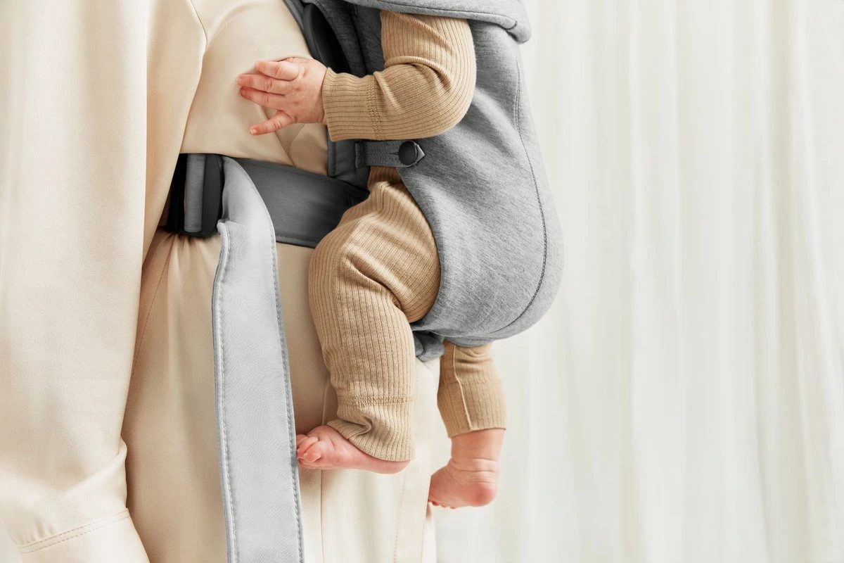 BabyBjörn Draagzak Mini - 3D Jersey - Lichtgrijs - Image 3