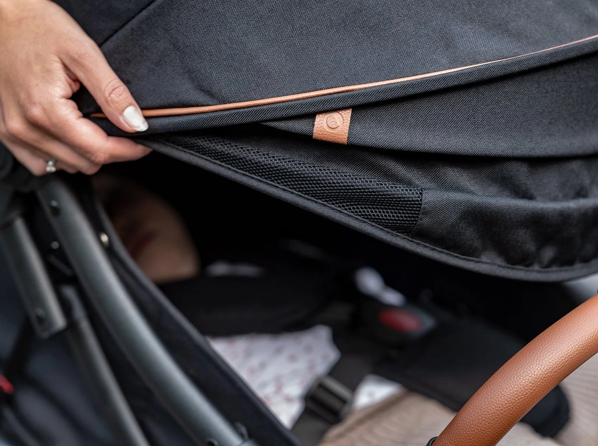 Lionelo Buggy Julie One - Kinderwagen Premium - Automatisch Opvouwen - Wandelwagen Tot 22 Kg - Comfortabele Zitje - Afbeelding 2